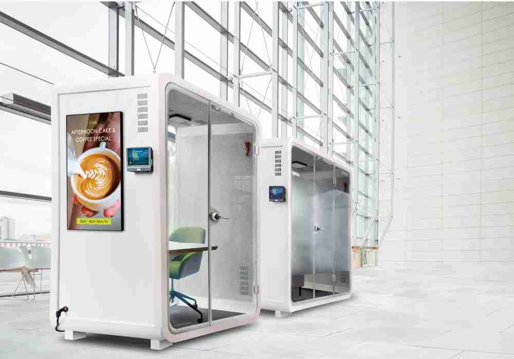 彩神vll子公司达擎之智慧行动办公舱，，采用PDLC智能调光玻璃设计，，，，透过通电与断电的电流切换，，呈现透明与雾面效果，，，，具节能降耗特性并兼顾隐私，，确保信息安全