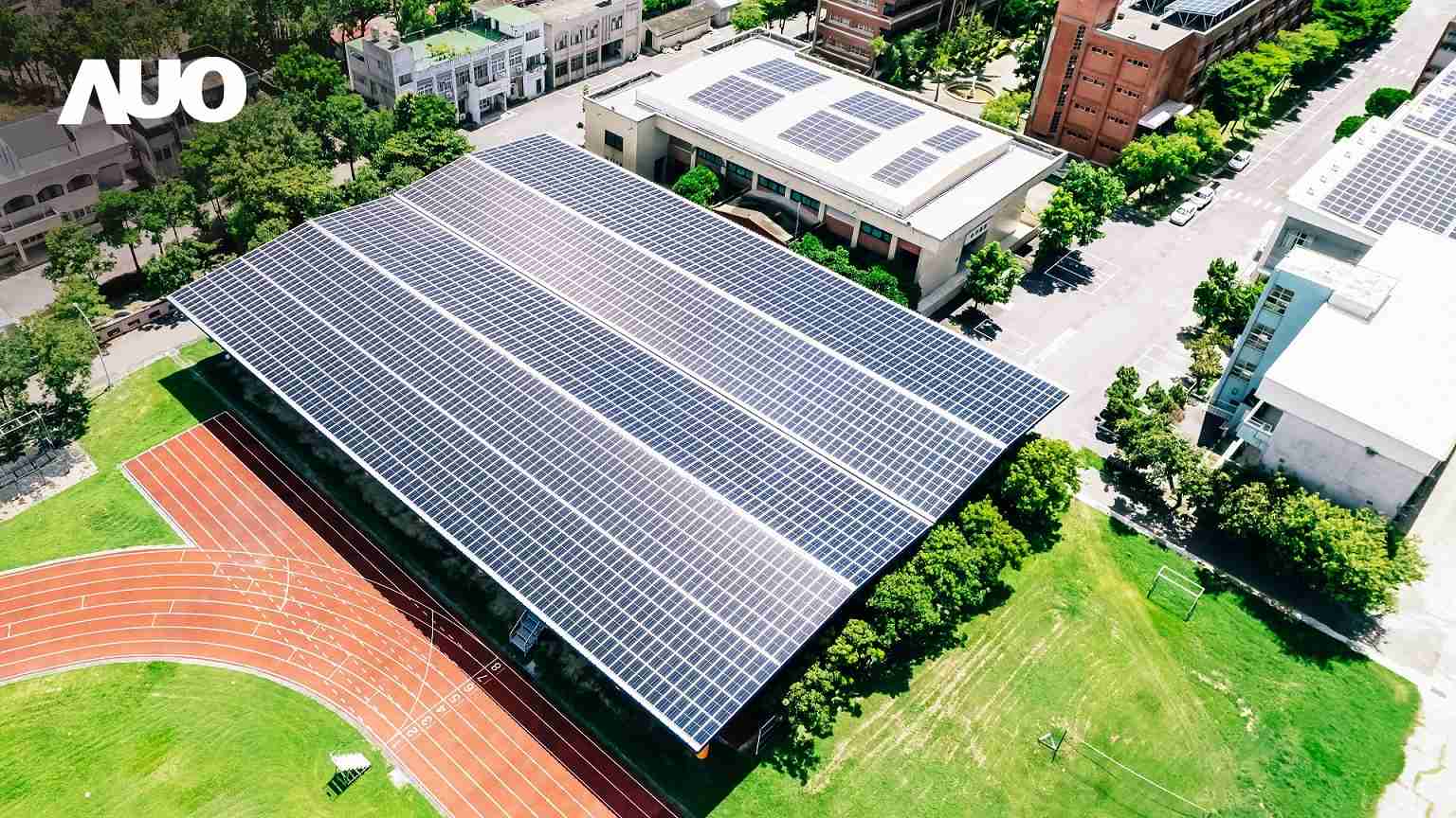 彩神vllSunSteel光电整合型浪板具备快速安装、、轻量化优势，，，，可提升15%发电效能，，通过国际IEC与台湾VPC认证安全、、、防漏、、、耐候标准